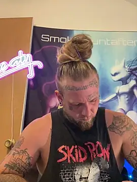 Snapshot of Smokebluntafterblunt chatting on June 2026 03:16:02 PM Smokebluntafterblunt online show from June 2026 03:16:02 PM