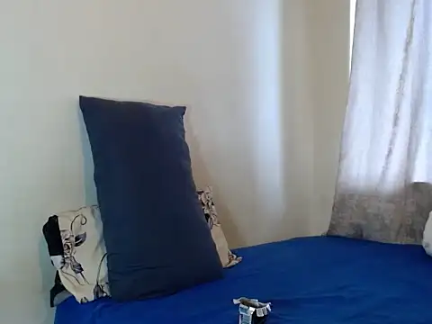 MRSHYGUY29 online show from February 2026 05:37:02 AM