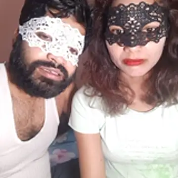 Snapshot of Unknownscouple chatting on May 2026 03:18:02 PM Unknownscouple online show from May 2026 03:18:02 PM