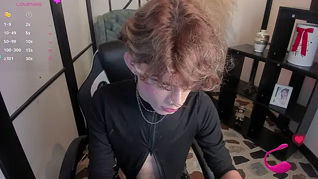 Snapshot of AngelDoll_1 chatting on February 2026 07:28:01 PM AngelDoll 1 online show from February 2026 07:28:01 PM