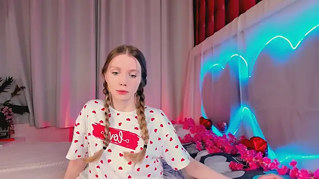 lada2k4 online show from February 2026 05:28:02 AM