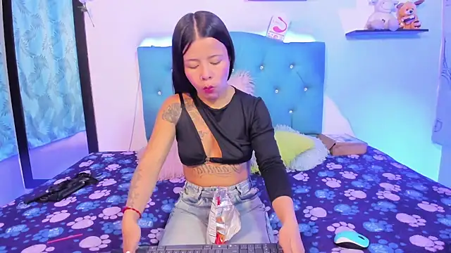 Sandy ass 69  online show from April 2026 09:41:02 PM