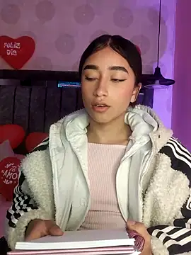 alahia pink online show from February 2026 04:13:02 AM