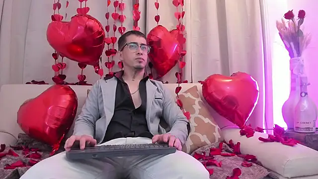 Snapshot of Tommas_Jhonson chatting on February 2026 03:47:02 AM Tommas Jhonson online show from February 2026 03:47:02 AM