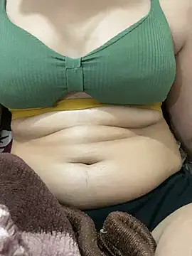 unicornbabe23 online show from April 2026 07:31:01 AM