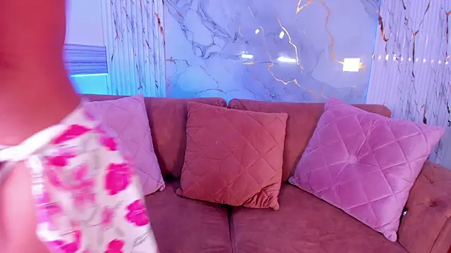 Thiana Rogers online show from April 2026 08:17:02 PM