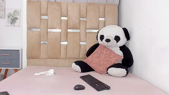 ValentiinaMoon online show from February 2026 07:52:01 PM