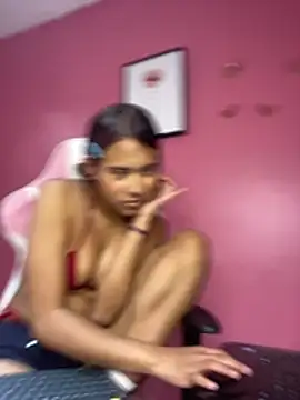 Rylia online show from March 2026 02:21:01 PM