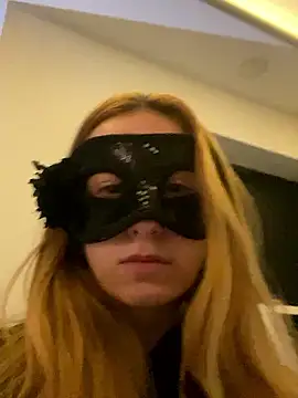 Snapshot of seluna_baby chatting on February 2026 05:17:02 PM seluna baby online show from February 2026 05:17:02 PM