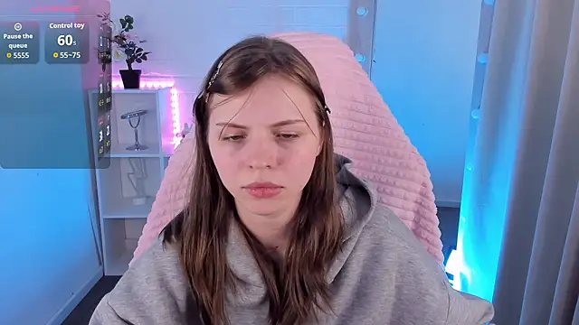 LesleySky online show from February 2026 04:27:02 PM