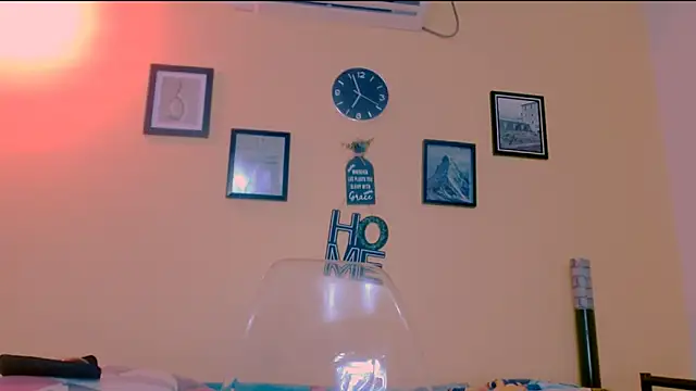 sexiempoderada18 online show from February 2026 01:32:02 PM