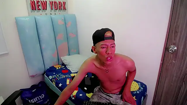 Snapshot of Taylerr_19 chatting on February 2026 08:38:02 PM Taylerr 19 online show from February 2026 08:38:02 PM