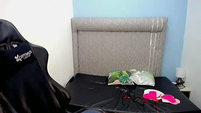 Snapshot of Taylerr_19 chatting on February 2026 03:31:01 PM Taylerr 19 online show from February 2026 03:31:01 PM