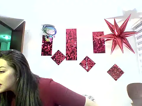 Pink Cristal online show from May 2026 02:20:02 AM