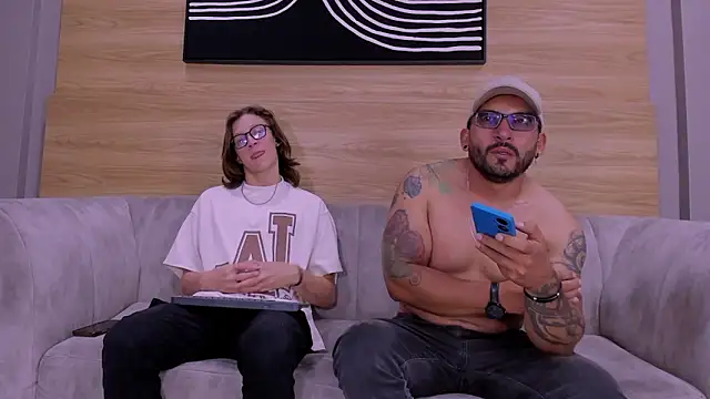 close friends online show from March 2026 02:22:01 PM