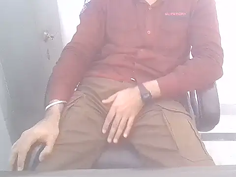 Snapshot of Ronny69y chatting on February 2026 07:27:01 AM Ronny69y online show from February 2026 07:27:01 AM