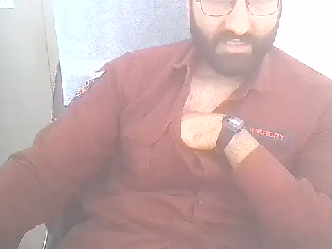 Snapshot of Ronny69y chatting on February 2026 05:26:02 AM Ronny69y online show from February 2026 05:26:02 AM