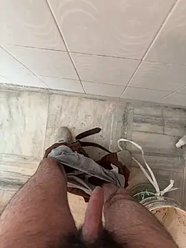 Snapshot of Ronny69y chatting on February 2026 06:26:01 AM Ronny69y online show from February 2026 06:26:01 AM