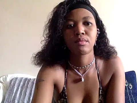 Snapshot of kentrella04 chatting on March 2026 02:20:01 PM kentrella04 online show from March 2026 02:20:01 PM