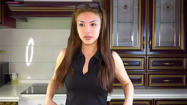 SulemaNeugin online show from March 2026 01:31:01 AM