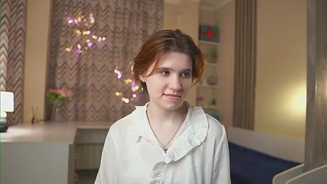 BelleHayton online show from February 2026 02:35:01 PM