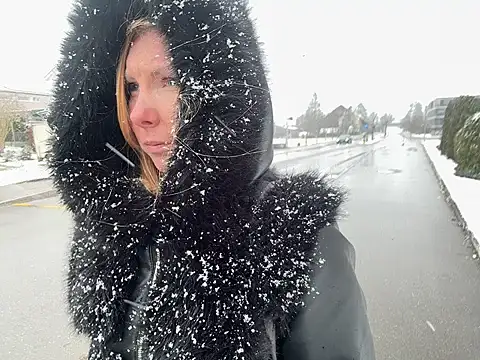 JenyJanys online show from February 2026 12:01:02 PM