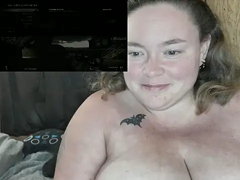 ladylynn13 online show from April 2026 01:01:01 AM