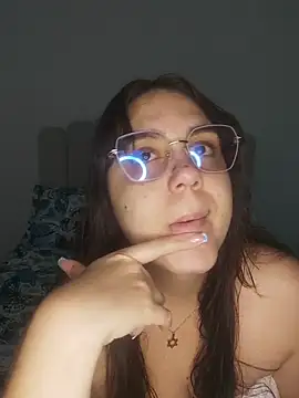 its lauu  online show from April 2026 04:50:02 AM