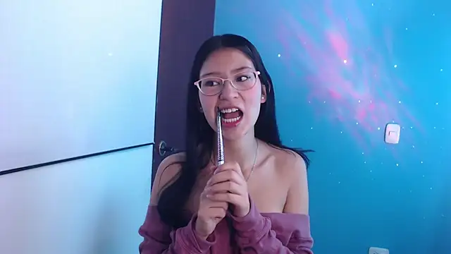 dani tf online show from April 2026 05:19:02 PM