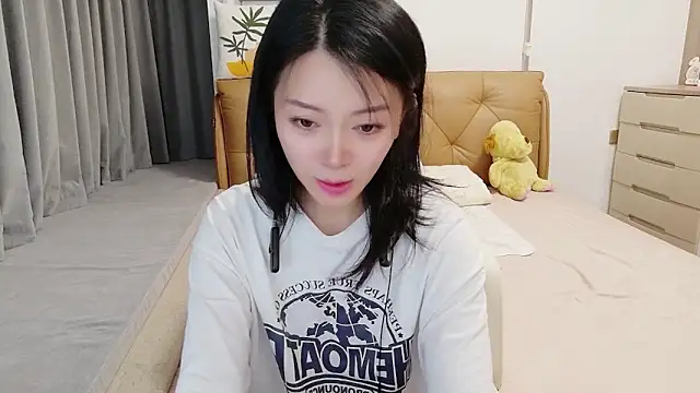 Snapshot of xiaojie_jie chatting on May 2026 05:06:01 PM xiaojie jie online show from May 2026 05:06:01 PM