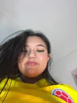 luna bradley  online show from June 2026 01:43:02 PM