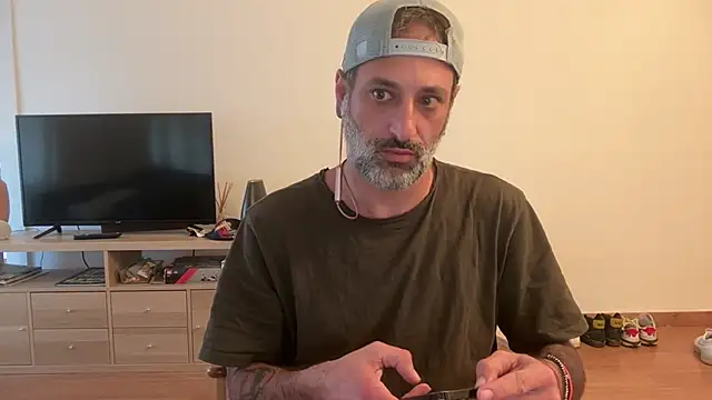 Snapshot of rgani chatting on April 2026 06:46:01 PM rgani online show from April 2026 06:46:01 PM