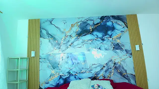 evelin 24  online show from April 2026 02:32:01 PM