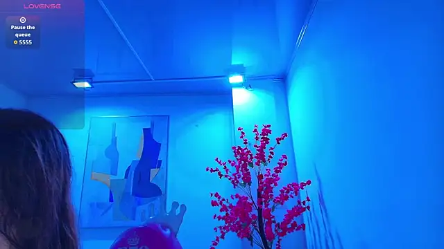 Chloe dolly online show from March 2026 11:27:01 AM