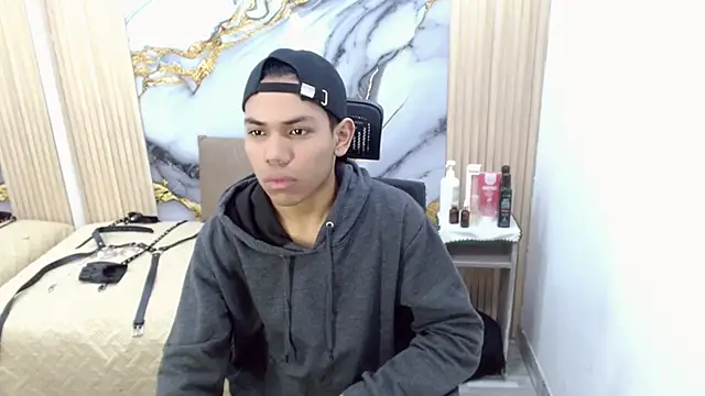 DaviidBuckx  online show from May 2026 02:52:01 AM