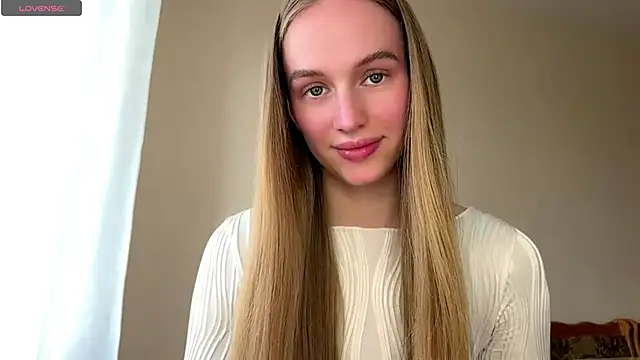 Snapshot of Viktoria_Vibes chatting on May 2026 03:18:01 PM Viktoria Vibes online show from May 2026 03:18:01 PM