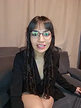 VelvetSolez online show from May 2026 04:52:01 AM