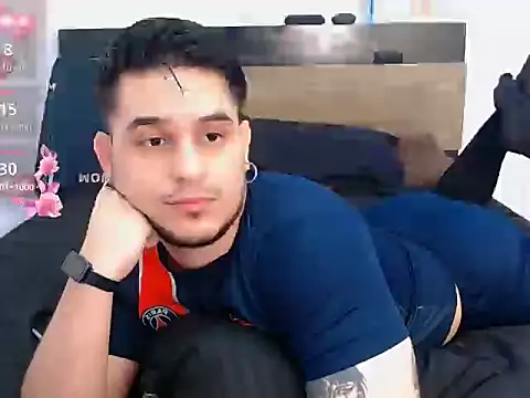 Snapshot of colin_lewis1 chatting on February 2026 11:12:01 PM colin lewis1 online show from February 2026 11:12:01 PM