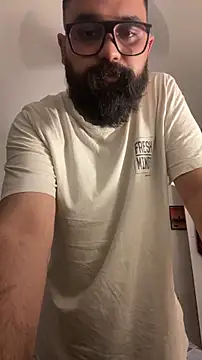 beerboy2222 online show from May 2026 06:17:01 PM