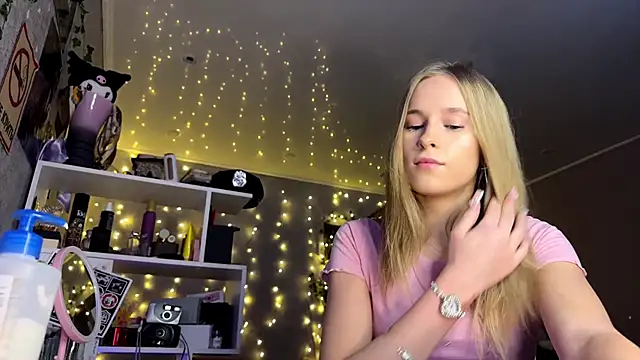 Snapshot of amily_sunray chatting on February 2026 01:28:02 PM amily sunray online show from February 2026 01:28:02 PM