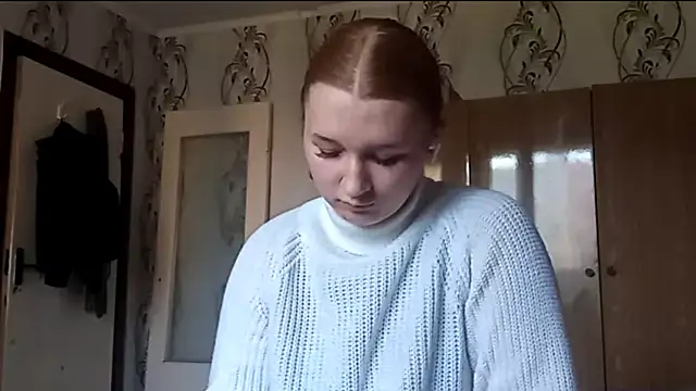 ChantayCambronne online show from April 2026 02:18:01 PM