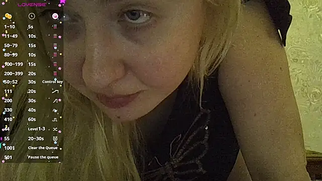 CurvyWild Lady30 online show from February 2026 09:46:01 PM