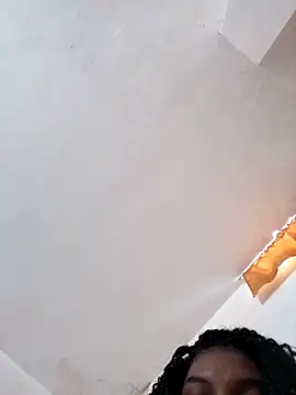 diablita48 online show from February 2026 04:43:01 PM