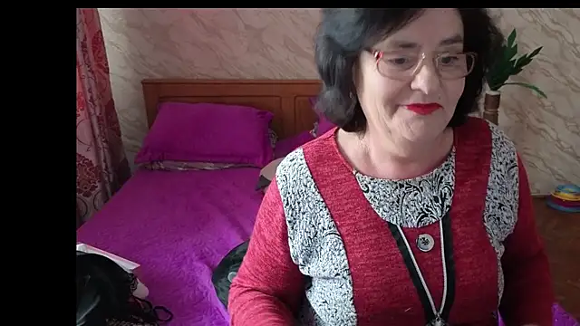 xMaryxAnne online show from April 2026 11:27:02 AM