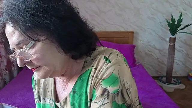 xMaryxAnne online show from May 2026 06:31:02 AM
