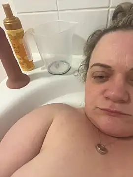 Snapshot of Piper_Milf_36 chatting on March 2026 08:01:02 PM Piper Milf 36 online show from March 2026 08:01:02 PM