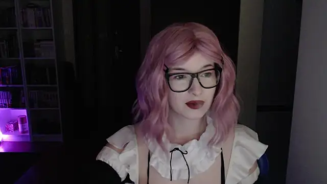 LunaXcherry online show from March 2026 05:50:02 PM