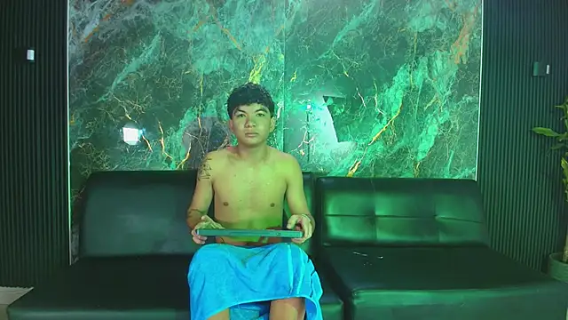 Snapshot of VelvetPassion chatting on February 2026 07:12:01 PM VelvetPassion online show from February 2026 07:12:01 PM