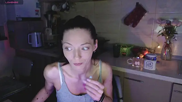 AyanaGrumpix online show from April 2026 12:27:02 AM