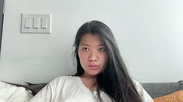 Snapshot of Joycelovely chatting on May 2026 06:05:01 PM Joycelovely online show from May 2026 06:05:01 PM